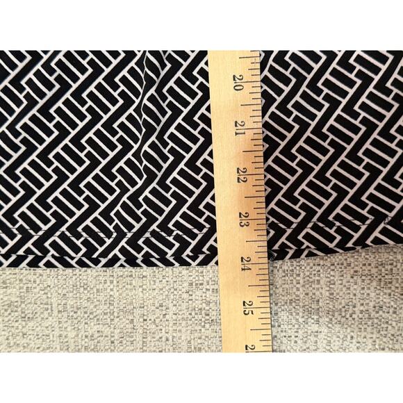 Michael Kors Black White Heri-Print Silver Chain Cold Shoulder Top Blouse Size M - Picture 6 of 8